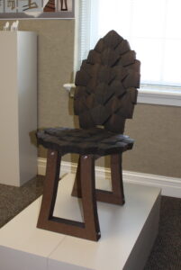 2 Seating Mia LeNoir student