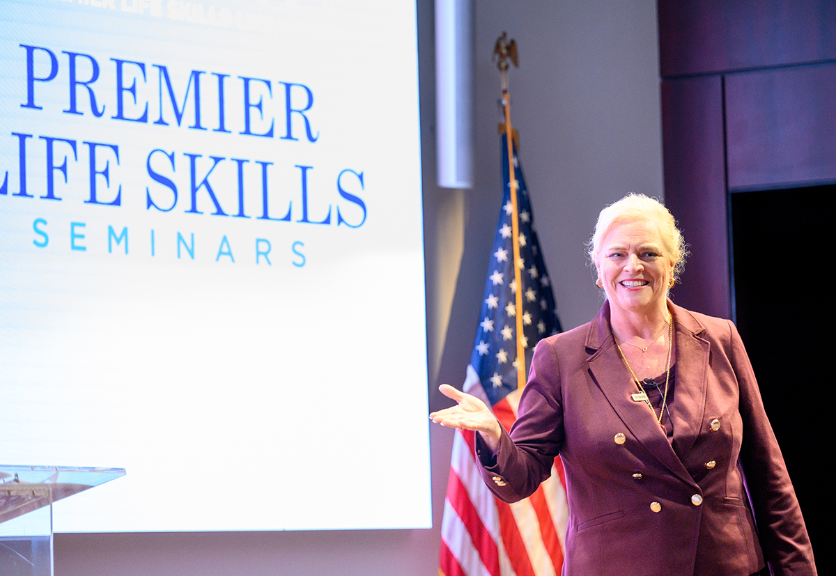 Turner smiled as she shared tips with other HPU parents.