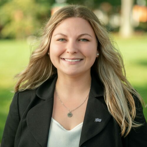 210728 Annie Cline 001