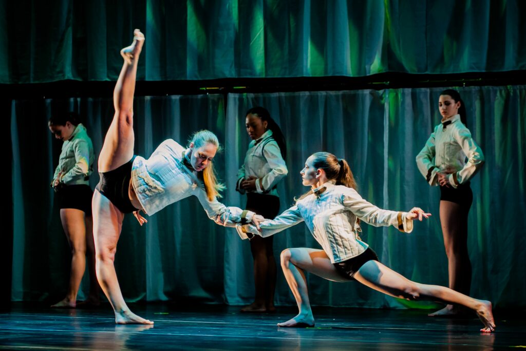 Andrulis SpringDance1 10