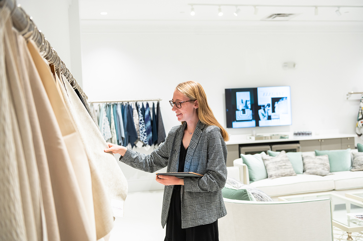 HP Furniture Market 4