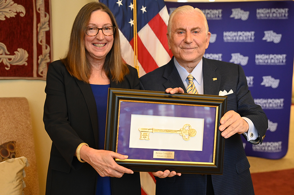 Congdon’s wife, Helen Congdon, received a key to the university from Qubein to symbolize her family’s philanthropic support.
