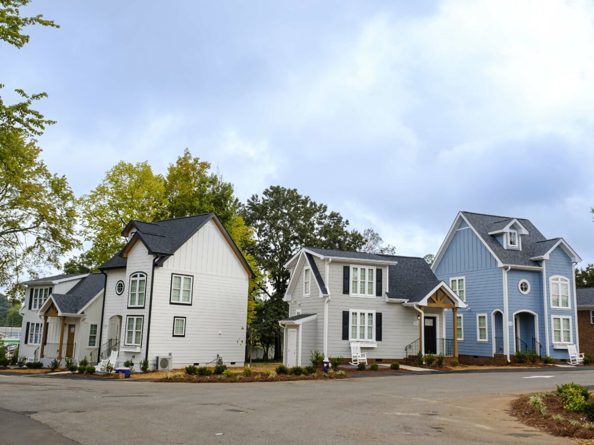 220906 Tiny Homes 001