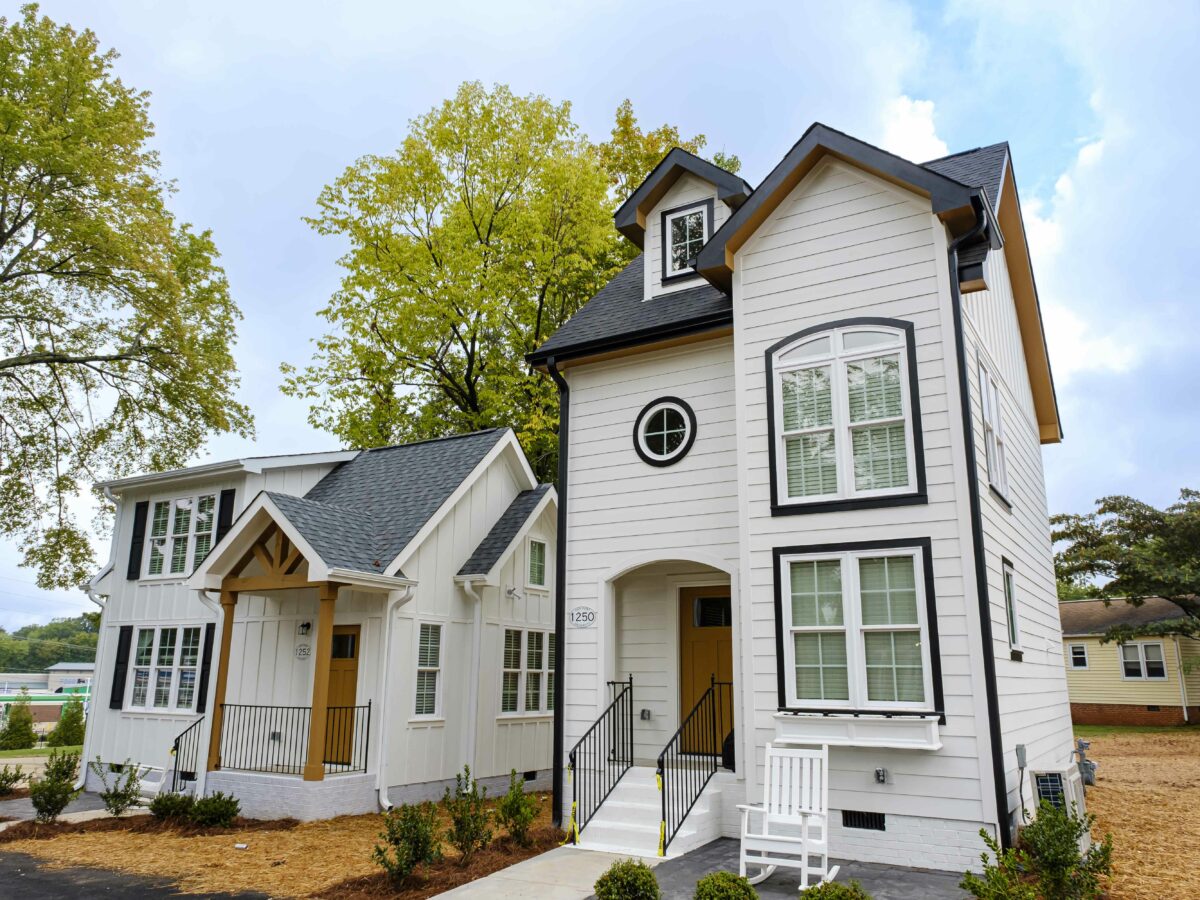 220906 Tiny Homes 002